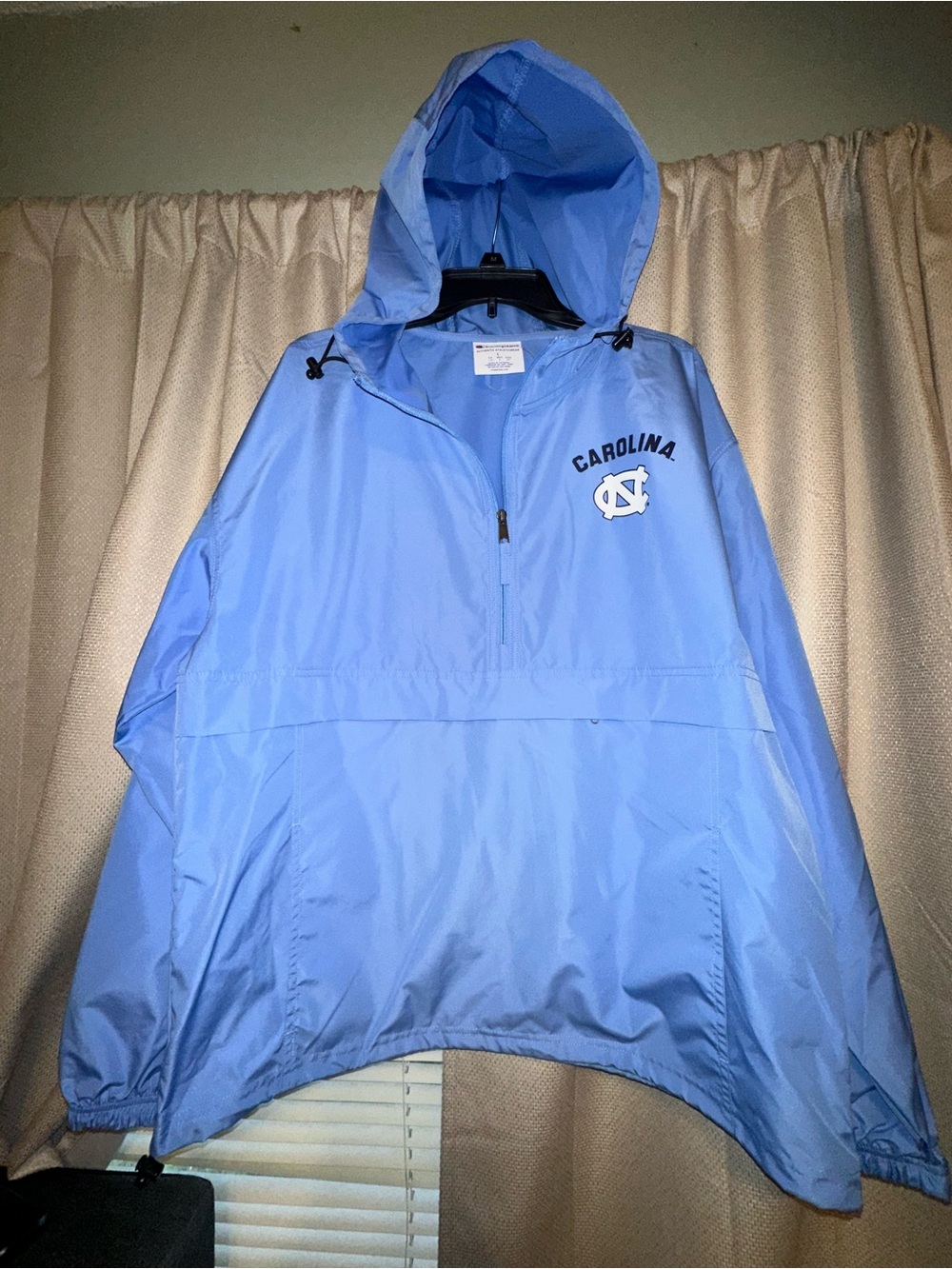 Champion North Carolina Tar Heels Packable Hooded Windbreaker Half-Zip Jacket